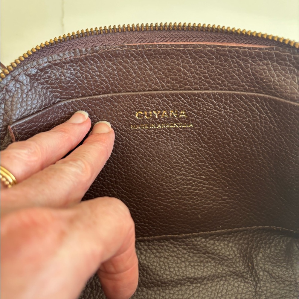 Cuyana Dark Brown Leather Crossbody Bag - Picture 2 of 8